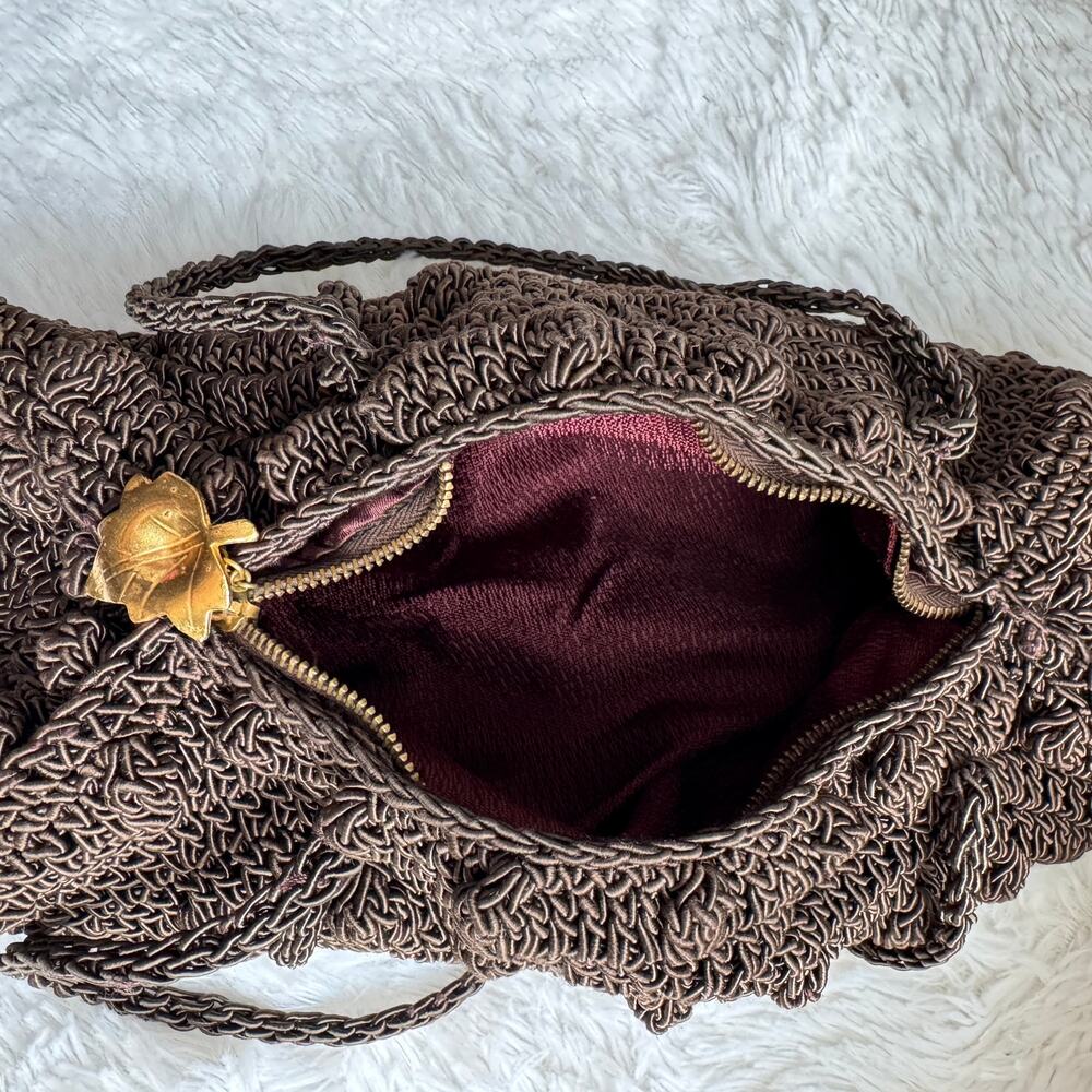 1940s Vintage Brown Cordé Crochet Handbag Gold Leaf Pull Double Handle 14” - Picture 9 of 16